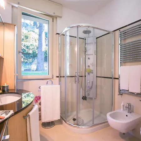וילה Sleeps 6 Air Con